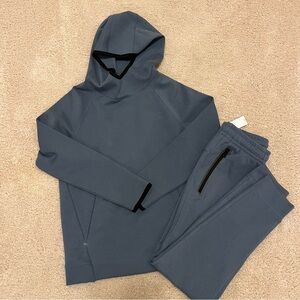 Boys Old Navy Blue/Gray Hooded Sweatshirt and Joggers Set